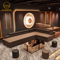 L'ensemble de sièges de salon de nuit haut de gamme est équipé d'une table rectangulaire lumineuse le rendant adapté aux salons de narguilé KTV Bars