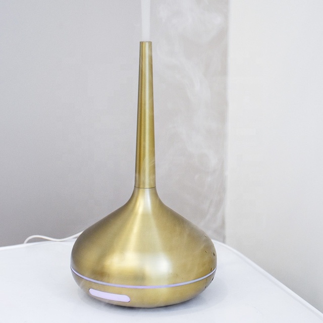 Gold 100ml Plastic Aroma Diffuser Humidifier USB Rechargeable Continuous Intermittent Mist Modes Waterless Household Use