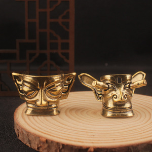 Adorno de Latón Sanxingdui, 4 Piezas, Decoración de Mesa para el Hogar, Forma de Animal, Diseño Tradicional - Product Image 4