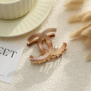 Küçük Kokulu Rüzgar Orta Boy Saçlar İçin Alaşımlı Toka Gelişmiş His Akrilik Saç Tokası At Kuyruğu Köpek Balığı Tokası Saç Aksesuarları - Product Image 6