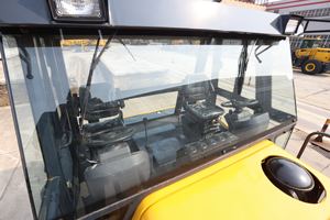 Rodillo Neumático de Servicio Pesado de 20 Toneladas para la Compactación de Suelos de Alta Densidad y Asfalto - Product Image 3