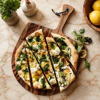 Planche à pizza en acacia certifiée FSC avec œillet métallique et sangle, pelle à pizza rustique pour four à bois en briques, cuisine