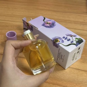 น้ำมันฉีดผมกลิ่นผลไม้สดชื่น 50 มล. สำหรับผู้หญิง ยี่ห้อ Gisou สูตรบำรุงล้ำลึก ช่วยรักษาความชุ่มชื้น ผลิตอย่างพิถีพิถัน สำหรับผู้ค้าส่ง - Product Image 2