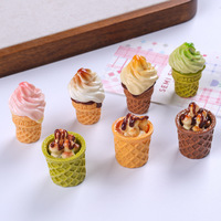 Miniature en résine de type jouet alimentaire, motif cornet de glace ou pain, technique d'émail goutte à goutte, accessoire de porte-clés DIY et ornement
