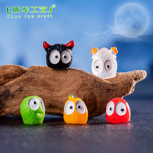 Nuevos Adornos Luminosos de Halloween con Diseño de Duendes, Miniaturas Decorativas Colgantes para Micro-Paisajes - Product Image 3