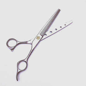 Tijeras de Peluquería Profesional para Mascotas, 7 Pulgadas, Acero Inoxidable, para Cortar el Pelo de Perros, Diseño Conveniente - Product Image 1