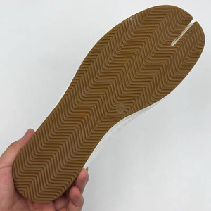 Chaussures plates orthopédiques à bout fendu pour femmes, en cuir souple blanc, à enfiler, confortables, ballerines pour dames, vente en gros - Product Image 5