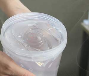 IOTA 9600 ציקלופנטסילוקסן (ו)-דימטיקון צולב פולימר סיליקון אלסטומר תערובת לטיפוח שיער וטיפוח העור - Product Image 2