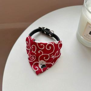 อุปกรณ์สัตว์เลี้ยงสุดหรู ผลิตจำนวนมาก พิมพ์ลายตามสั่ง ออกแบบโลโก้ ผ้าพันคอสัตว์เลี้ยงแบบสั่งทำพิเศษ ผ้าพันคอแมว ผ้าพันคอสุนัข ผ้าพันคอแบบ bandana - Product Image 6