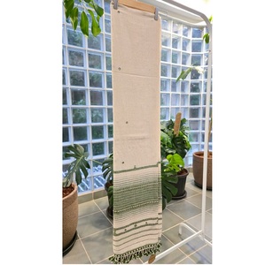 Dupatta en coton moderne et confortable pour femmes, écharpe respirante et douce pour la peau, idéale pour la mode quotidienne et les occasions spéciales - Product Image 2