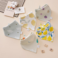 Bandanas triangulaires mignons pour animaux de compagnie avec boutons-pression, bandana pour chien de haute qualité, bavoir triangulaire en coton écologique pour animaux de compagnie