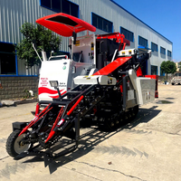Récolteuse d'arachides entièrement automatique avec déchargement en hauteur, collecte mécanique des fruits, extraction des semis, tri et nettoyage du sol