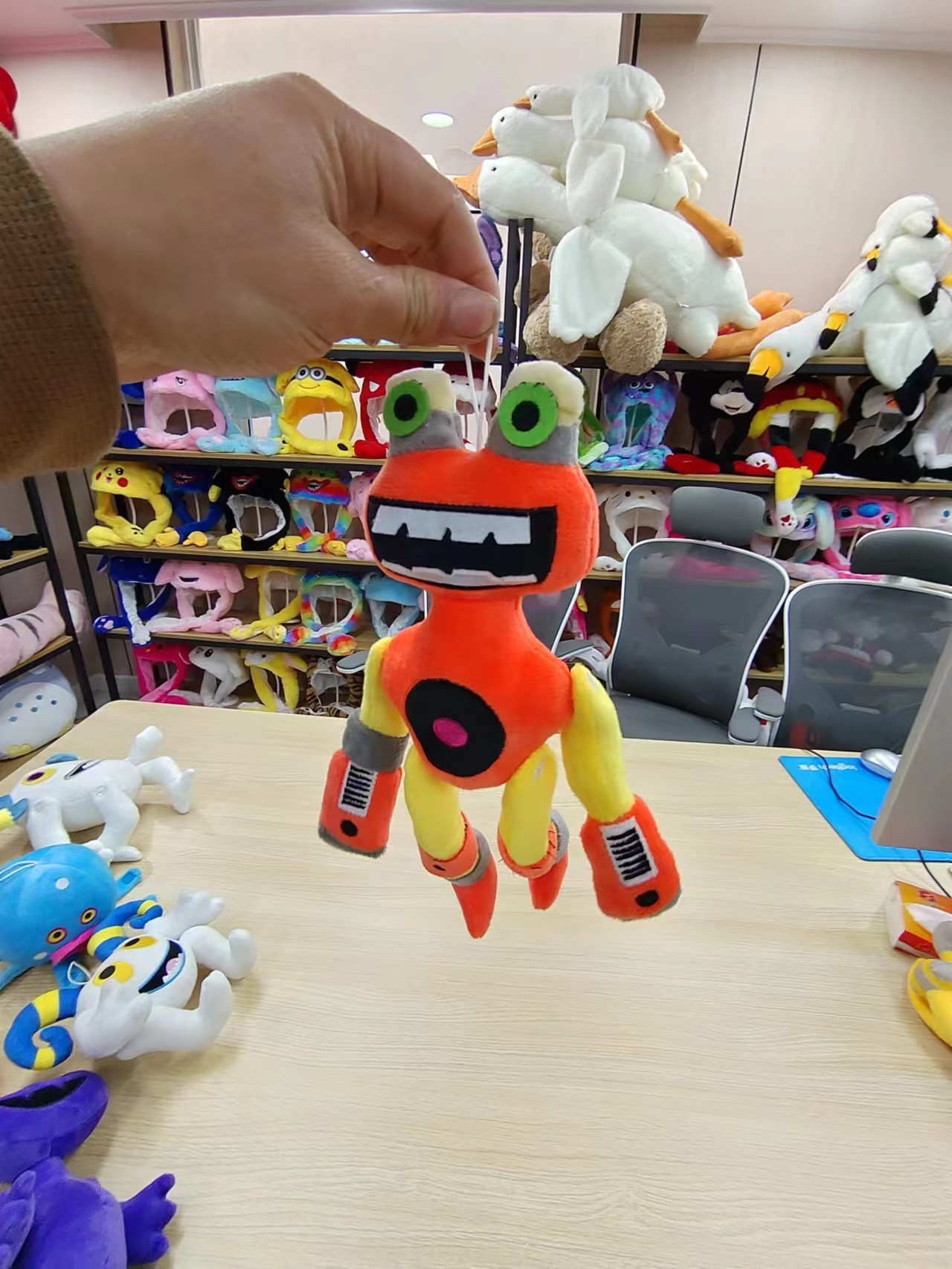 คอนเสิร์ตเหลืองร่วมมอนสเตอร์