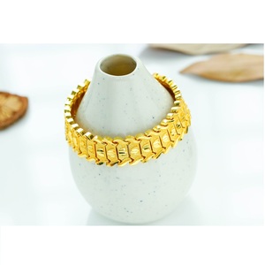 Armspange im Vintage-Stil mit Euro-Münzen, Goldbeschichtung, breitem Chevron-Muster und Glitzer – Herren-Armreif aus schwerem Kupfer für den Großhandel - Product Image 3