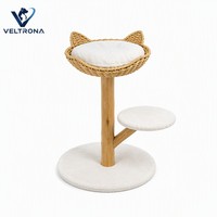 Arbre à chat avec panier en osier oreilles de chat, base en peluche, tronc en bois et perchoir, mobilier d'escalade d'intérieur, vente en gros