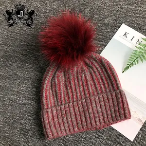 Janefur Vente en gros Hiver Bobble Chapeau Véritable Fourrure De Raton Laveur Pom Pom Beanie Chapeaux Femmes Tricoté Fourrure <span class=keywords><strong>Pompon</strong></span> Chapeau - Product Image 4