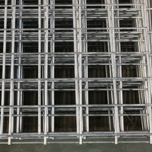 Panel de Malla de Alambre Soldado de Acero Inoxidable de 6.4 x 6.4 mm - Product Image 1