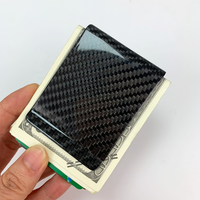 Dompet RFID serat karbon pria, mewah dengan penutup terbuka Logo kustom pola bergaris pemegang klip uang untuk kartu