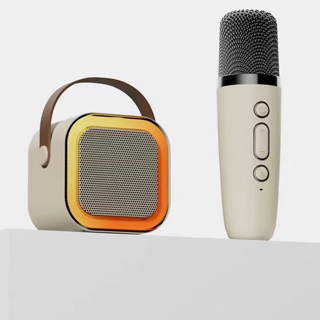 Wholesale Fashion K12 Kid Toy Sound Bar Mini Portable Out Door KTV Home Party BT Karaoke Player Wireless Speaker with Microphone