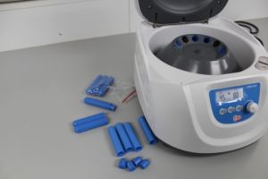 Microcentrífuga Refrigerada de Baixa Velocidade com Controle de Temperatura e Processamento Estável de Amostras, Centrífuga Moderna - Product Image 5