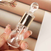 Flacon compte-gouttes de luxe pour huiles essentielles 6ml 12ml, flacon en verre transparent, portable en forme de gourde, vente en gros Dubaï