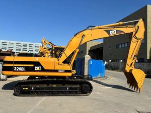 Cat 320BL d'occasion 2018, machine neuve, 109 kW de puissance, 3000 heures, 20 tonnes, haute efficacité, composants essentiels, prête à être expédiée - Product Image 3