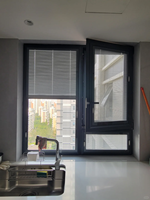 Ventanas de Aluminio en Oferta, Ventana Abatible con Vidrio Templado, Persianas Integradas, Ventanas con Sistema de Aislamiento Acústico