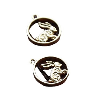 Pendentif Lapin du Zodiaque 18mm en Cuivre Inaltérable pour Création de Bijoux DIY - Product Image 5