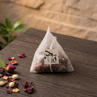 Sachets de thé pyramidaux biodégradables en PLA avec étiquette personnalisée et cordon en fibre de maïs