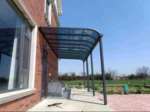 Auvent <span class=keywords><strong>de</strong></span> protection solaire et pluie extérieur moderne en alliage d'aluminium transparent, personnalisable par le fabricant Hongqi - Product Image 5