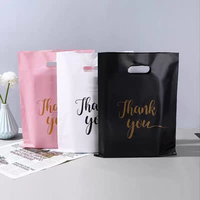 Sacs en plastique HDPE durables avec logo personnalisé pour la vente au détail de vêtements, avec poignée découpée et emballage de remerciement