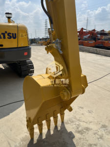 Excavadora Usada Komatsu PC56 de 5 Toneladas de Buen Rendimiento a Bajo Precio en Venta, Excavadora de Orugas Komatsu PC56-7 Usada - Product Image 4