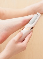Dissolvant de callosités électrique Grattoir de lime à pied Outils de pédicure mats Outil de soin des pieds pour enlever automatiquement les peaux mortes