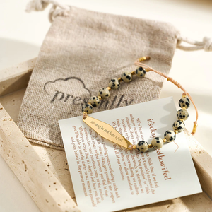 Pulsera de Cordón con Cuentas de Jaspe Dálmata Natural y Barra Grabada de Acero Inoxidable con PVD de Oro de 18K, Joyería con Frase Motivacional para Aliviar el Estrés - Product Image 4