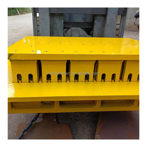 Macchina per la produzione di blocchi QT6-15, per la realizzazione di blocchi solidi e cavi, blocchi cavi da <span class=keywords><strong>4</strong></span>, 6, 8 pollici, linea di produzione di mattoni in cemento. - Product Image 2