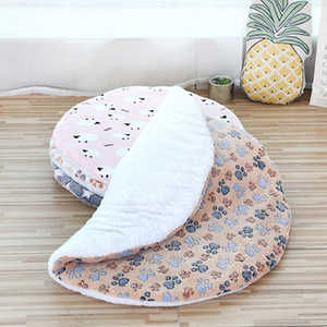 Pet Dog Bed Round Double Sided Thickened Warm <b>Mat</b> With Animal Pattern For Indoor Use - Product Image 3