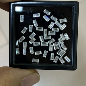 Petite taille Baguette 2x4mm Blanc D VVS Moissanite synthétique <span class=keywords><strong>Pierre</strong></span> <span class=keywords><strong>précieuse</strong></span> pour bijoux - Product Image 5