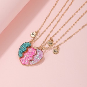 Collar magnético de tres colores con división de amor a la moda, colgante BFF, collar de estrella dulce para el mejor amigo - Product Image 1