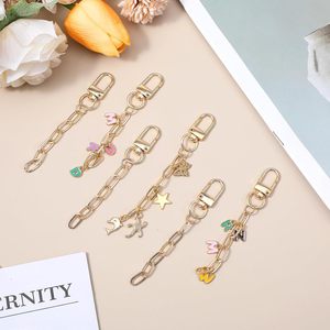 Kit de fabrication de porte-clés Ymapinc en or avec fermoir mousqueton en métal, chaînes, clip de porte-clés en métal avec mousqueton pivotant et anneaux de clés - Product Image 4