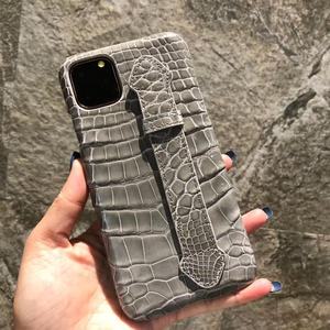 YUBO LEATHER Shiny Croco Dile Case para iPhone 11-16 Pro Funda de cuero genuino para iPhone Custom Cover - Product Image 1