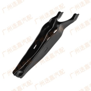 Fourchette de débrayage Honda 22821-PWL-000 pour remplacement et réparation, en fer - Product Image 3