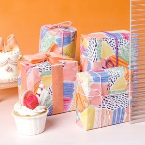 Vente en gros de papier d'emballage d'anniversaire enduit de haute qualité rouleau de blocs de coup de pinceau emballage cadeau artisanat supérieur - Product Image 1