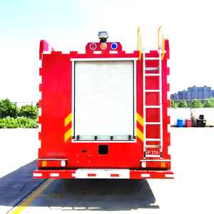 Nouveau <span class=keywords><strong>camion</strong></span> <span class=keywords><strong>de</strong></span> pompiers à pompe diesel 1suzu 6x4 <span class=keywords><strong>avec</strong></span> réservoir d'eau véhicule économique <span class=keywords><strong>de</strong></span> lutte contre l'incendie à vendre - Product Image 6