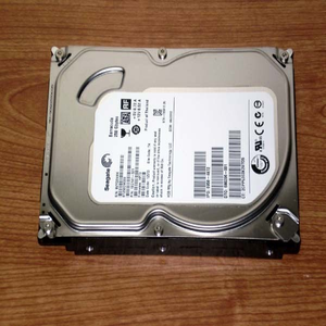 สินค้าใหม่แกะกล่อง 1 ชิ้น 250GB Barracuda ST250DM000 สภาพดี <span class=keywords><strong>NMK</strong></span> PLC - Product Image 1