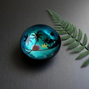 Unique Artisan Lacquer Painted <b>Coconut</b> <b>Shell</b> Bowls Reusable Biodegradable Organic Wooden Bowls - Product Image 4