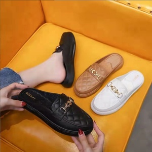 Women's Stylish Korean-Style <b>Square</b> Toe Slip-On Mules Soft-Soled Beach Sandals <b>Adjustable</b> Strap Cotton Lining for Students - Product Image 1