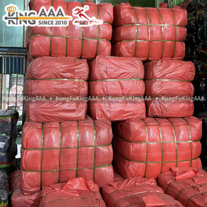 Lotti Misti all'Ingrosso di Abbigliamento Usato, Vestiti di Seconda Mano Assortiti, Stili Misti per Donna, Uomo e Bambini, in Balle Compresso - Product Image 4