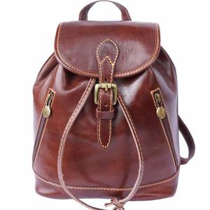 Mochila de Cuero para Mujer, Diseño Contemporáneo, para Pedidos al por Mayor Personalizados, con Estilo Moderno y Acabado Elegante - Product Image 1