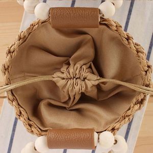 Sac fourre-tout de plage en paille tressée à la main pour femmes, avec perles en bois, style INS, simple et décontracté, sac seau rond - Product Image 5