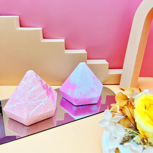 Bombes en mousse de diamant classiques OEM Bain bio effervescents Usine Marque privée Cadeaux colorés en forme de diamant Bain emballé pour bombe - Product Image 3